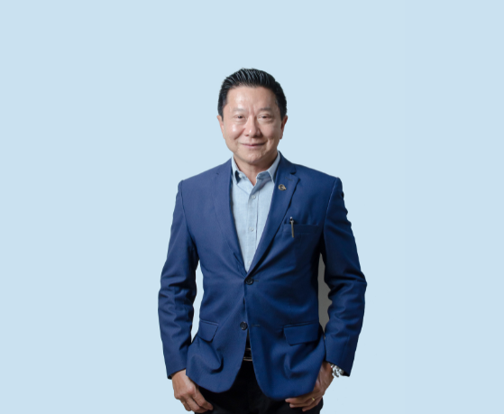 Milton Seigi Hayashi explica a importância da qualificação médica na cirurgia plástica moderna.