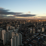 Chuva que Deve Continuar em São Paulo Até Quinta‑feira Impacta Vida Urbana e Serviços Essenciais