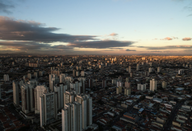 Chuva que Deve Continuar em São Paulo Até Quinta‑feira Impacta Vida Urbana e Serviços Essenciais