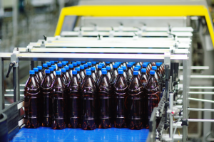 Como explica Elias Assum Sabbag Junior, a variabilidade da matéria-prima no plástico corrugado influencia diretamente desempenho técnico, padronização e controle de qualidade.