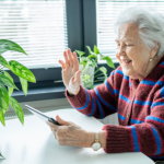 Apoio psicológico online com o Sindnapi - Sindicato Nacional dos Aposentados, Pensionistas e Idosos amplia o cuidado emocional na terceira idade por meio da tecnologia.